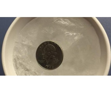 Проверяем работоспособность морозильной камеры при помощи монетки